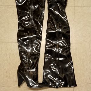 Patent leather thigh-high boots